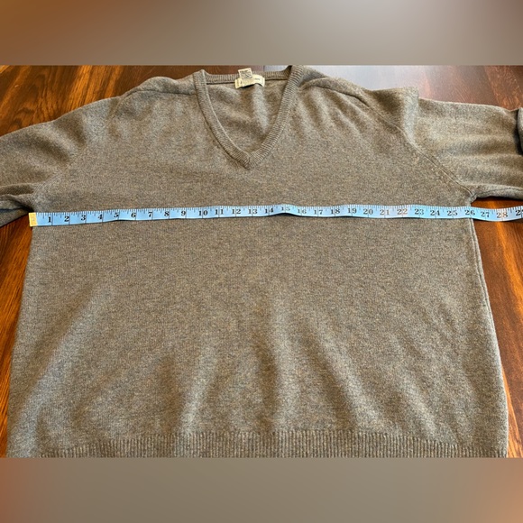 LL Bean Vintage 100% Wool Sweater Mens XL Gray Speckled V-Neck Made In Scotland - Picture 8 of 14